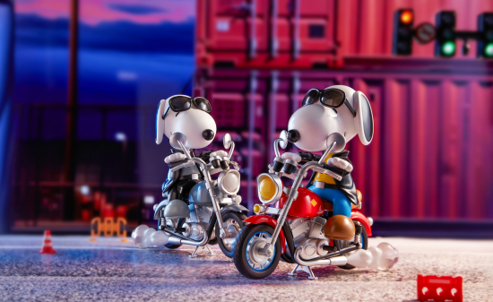 Snoopy on motorcycle